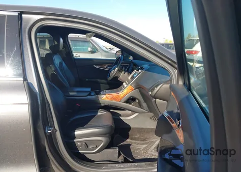 2018 Lincoln Mkx Reserve z USA, uszkodzony, nr VIN 2LMPJ8LR7JBL41223